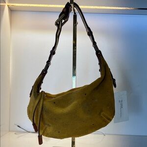 Elif’s REHAB LV SKU:319360AM